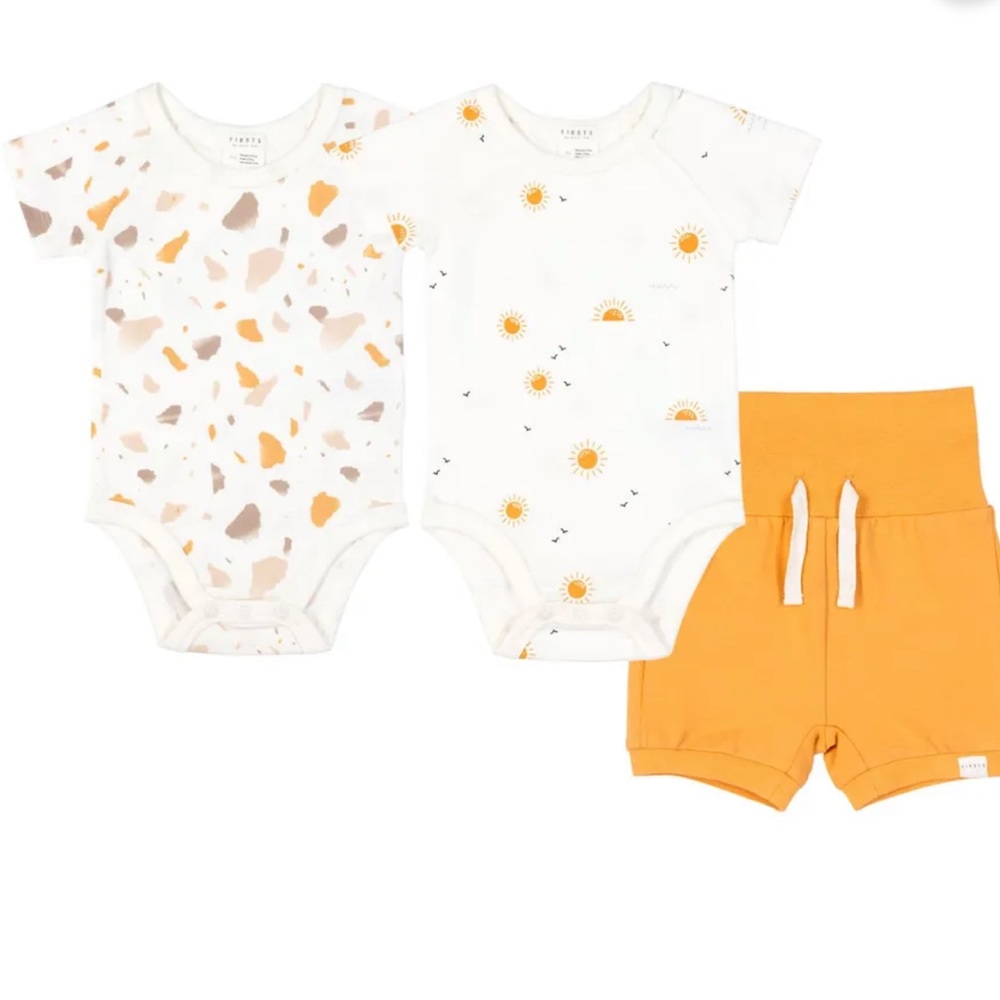 Firsts by Petit Lem Organic Cotton Bodysuit & Short Set